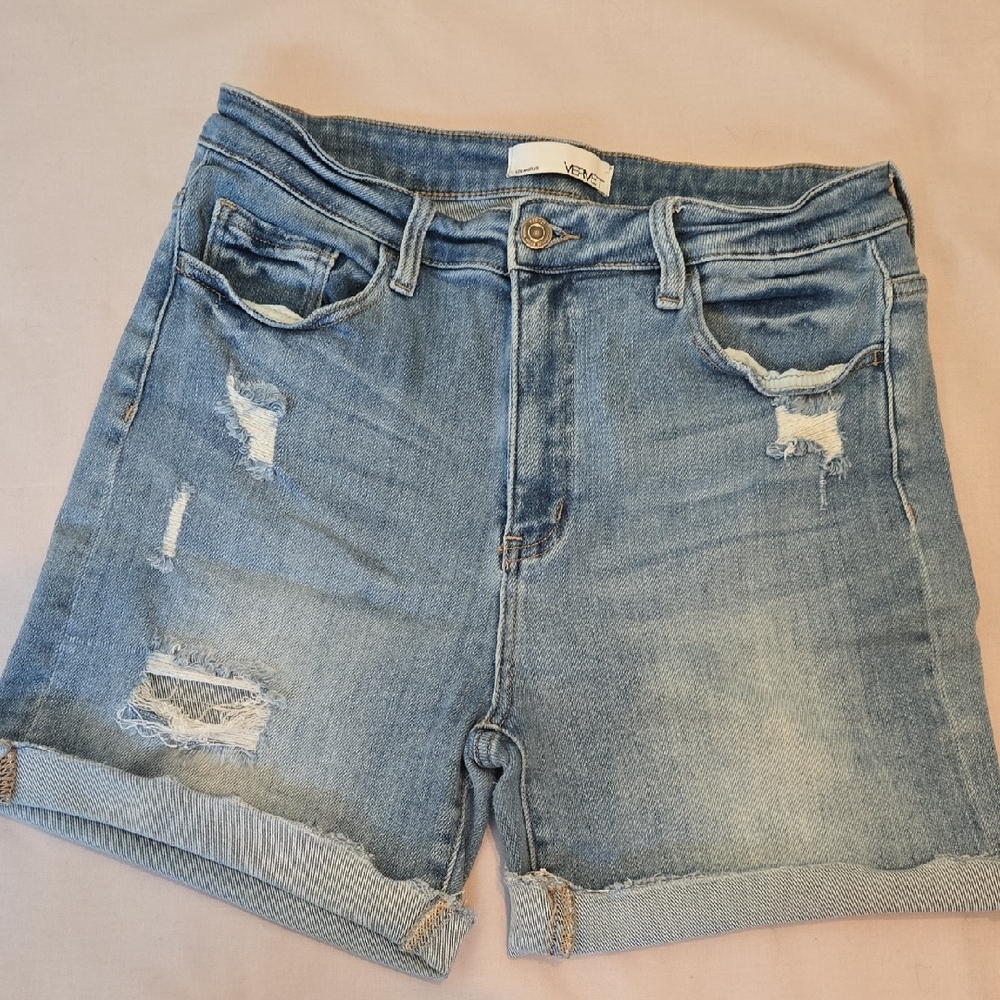 Trendy Blue Distressed Jean Shorts
